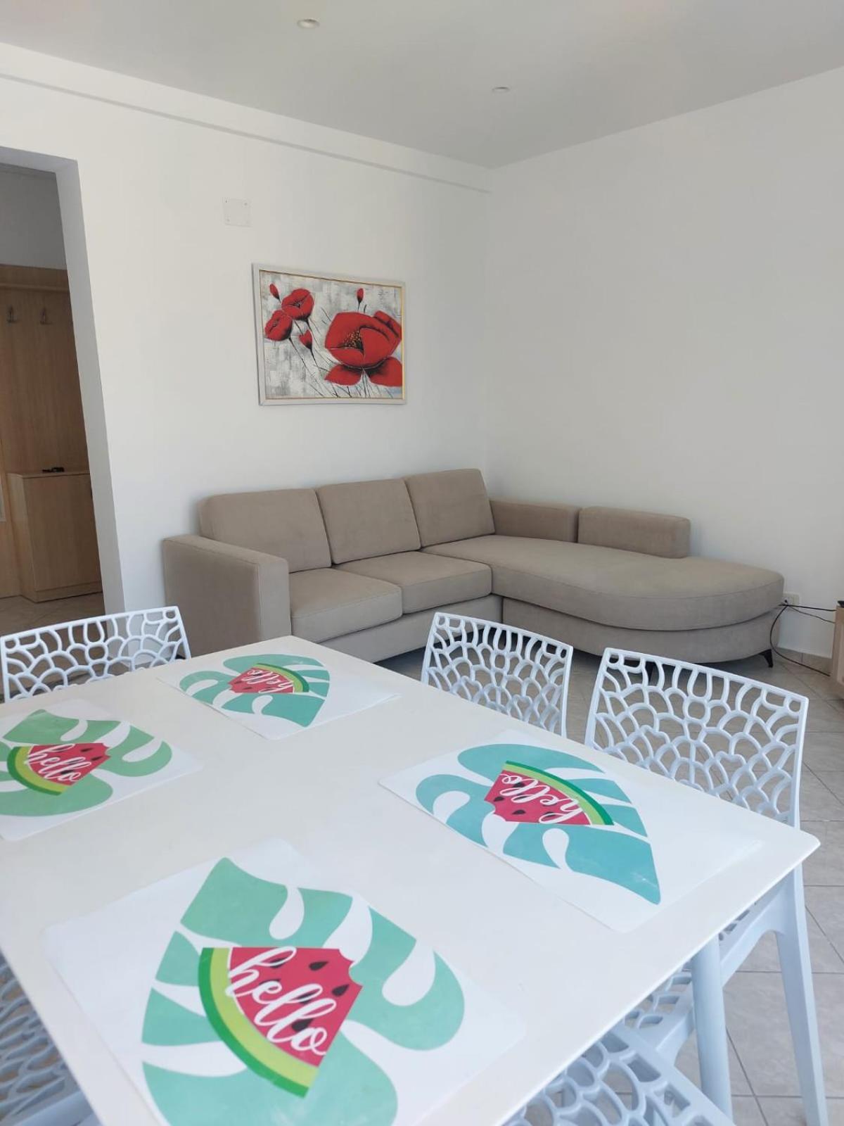 Apart-Hotel Alvi Sarande Bagian luar foto