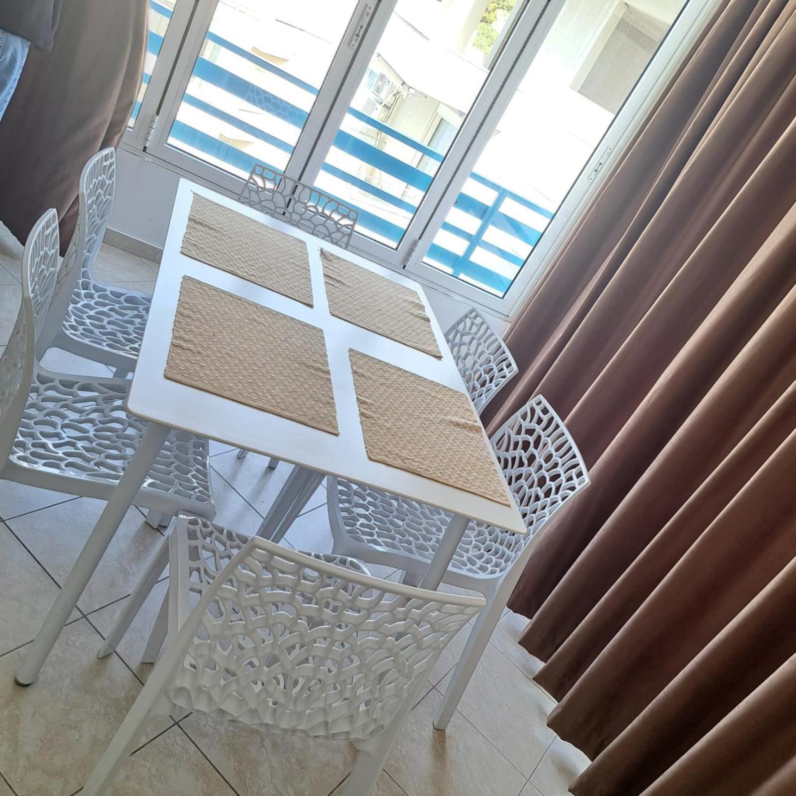 Apart-Hotel Alvi Sarande Bagian luar foto