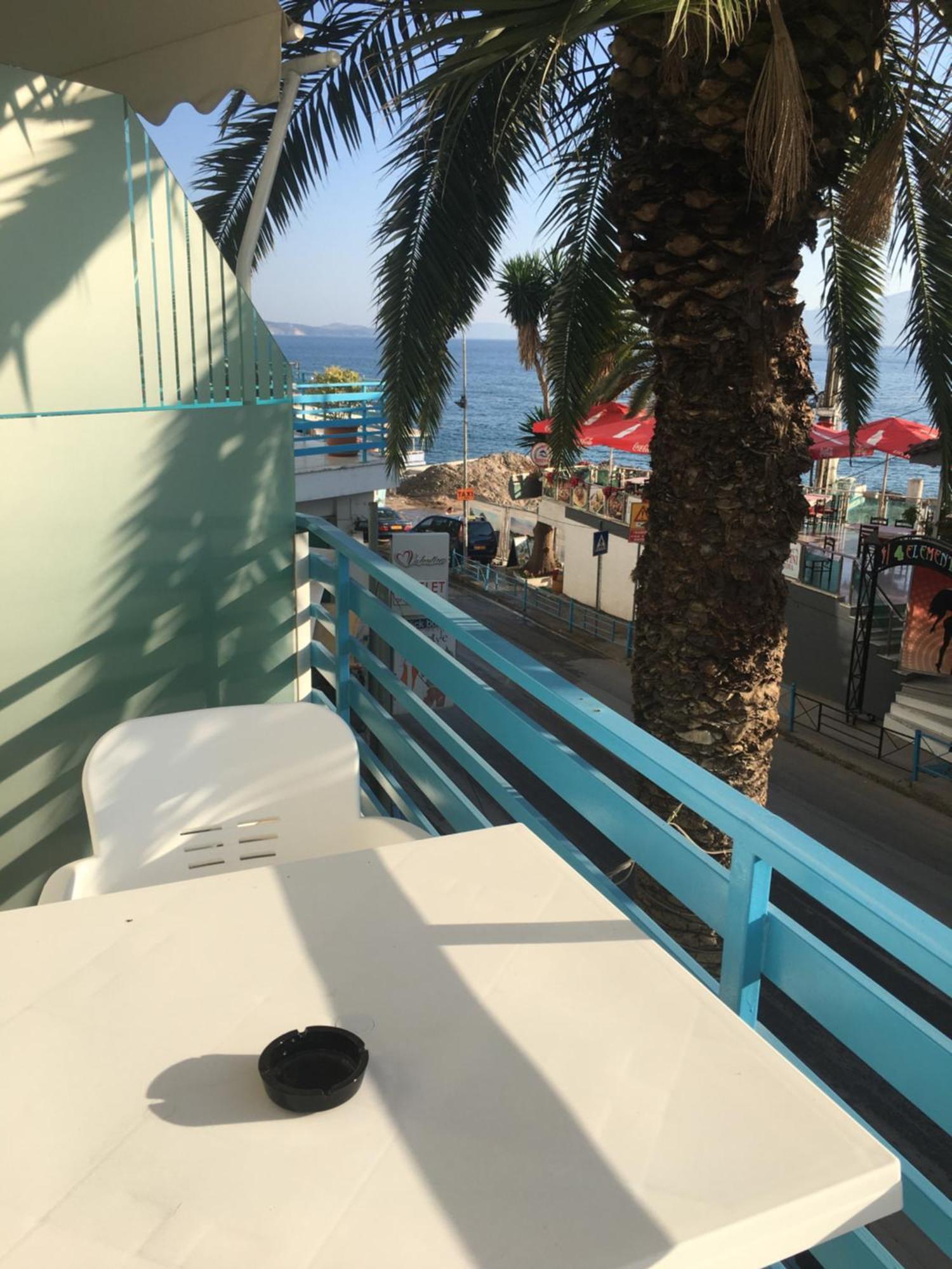 Apart-Hotel Alvi Sarande Bagian luar foto